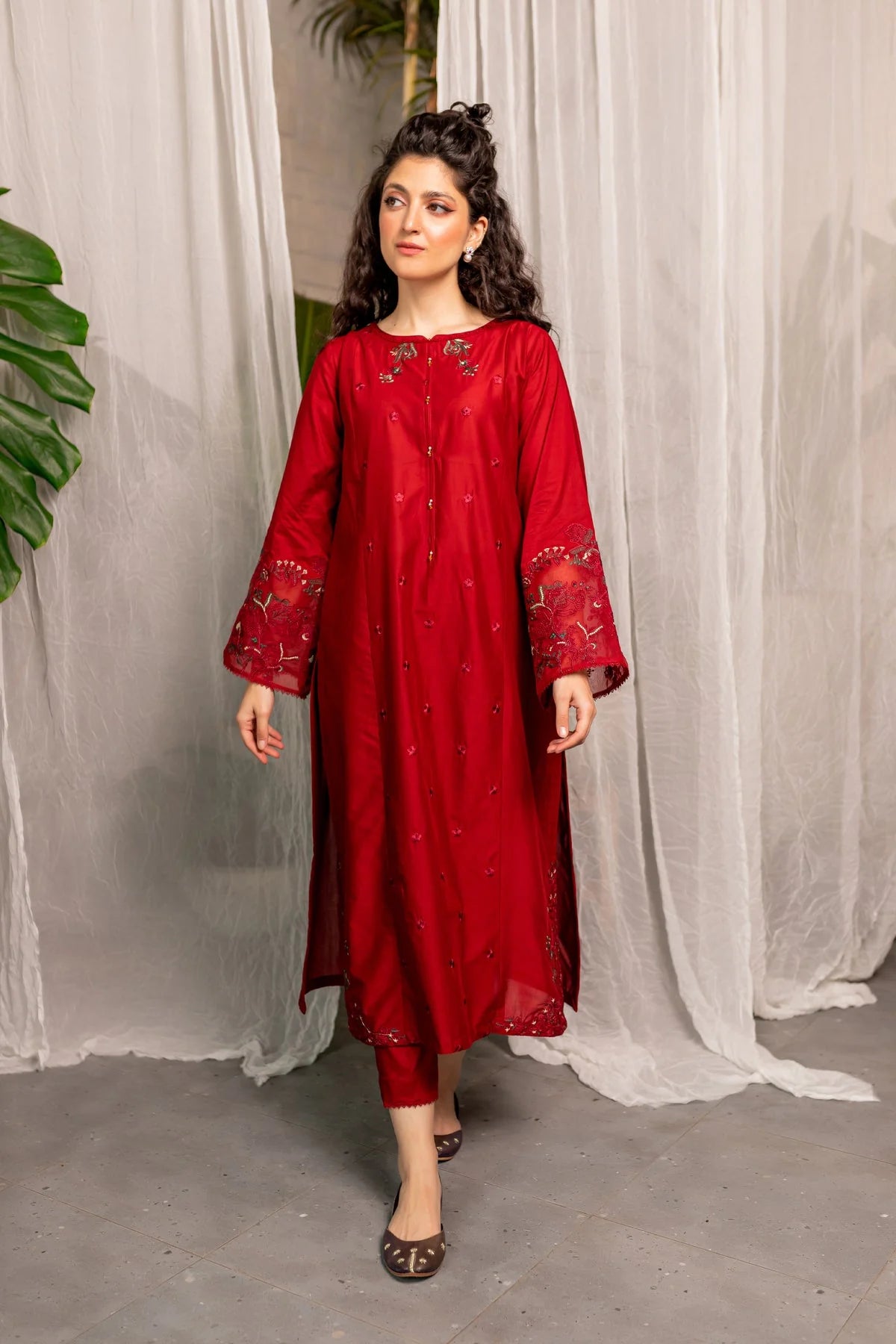 WINTER- BEST SELLING- AFEEFA - 2PC EMBROIDERED SUIT