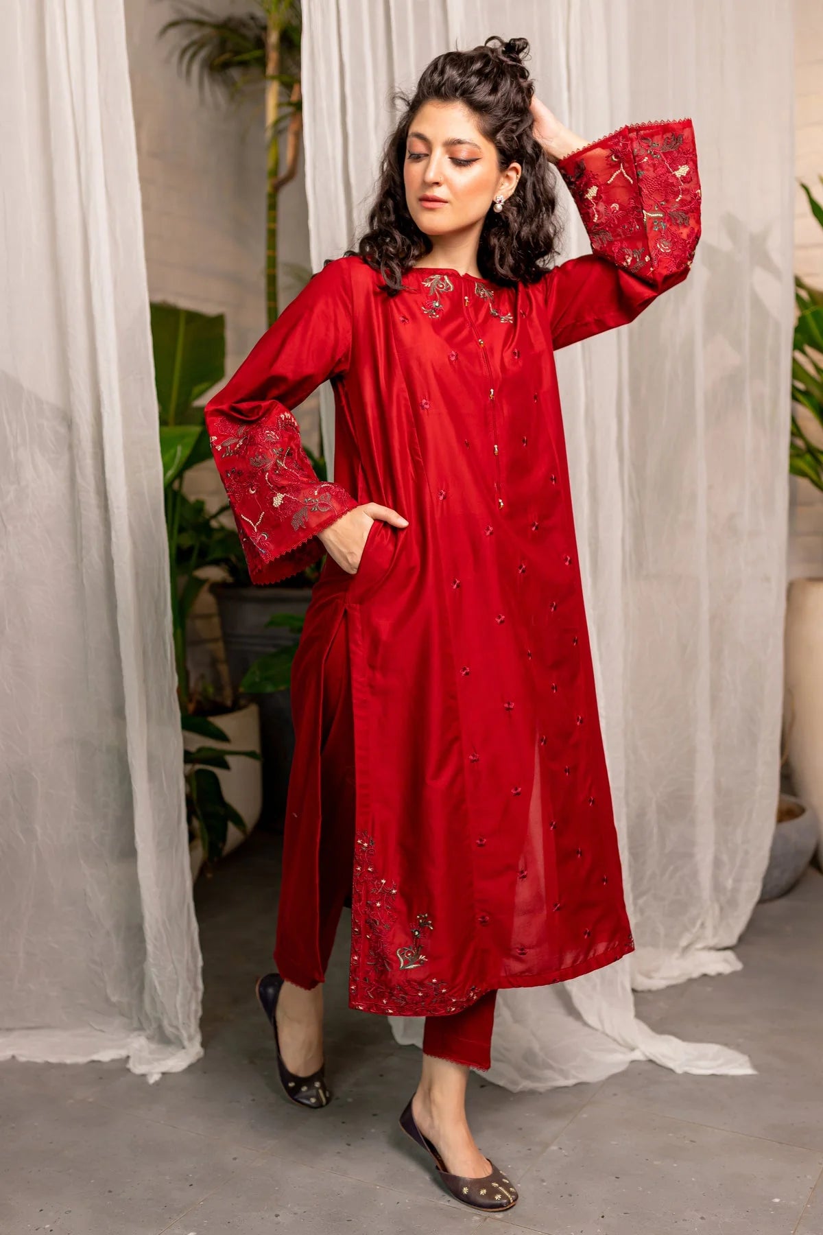 WINTER- BEST SELLING- AFEEFA - 2PC EMBROIDERED SUIT