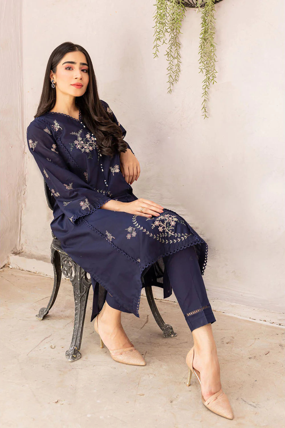 WINTER-  Noorah - 2Pc Embroidered Suit